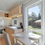 بيت للعطل Tiny Haus 05 Am Brombachsee بلينفيلد